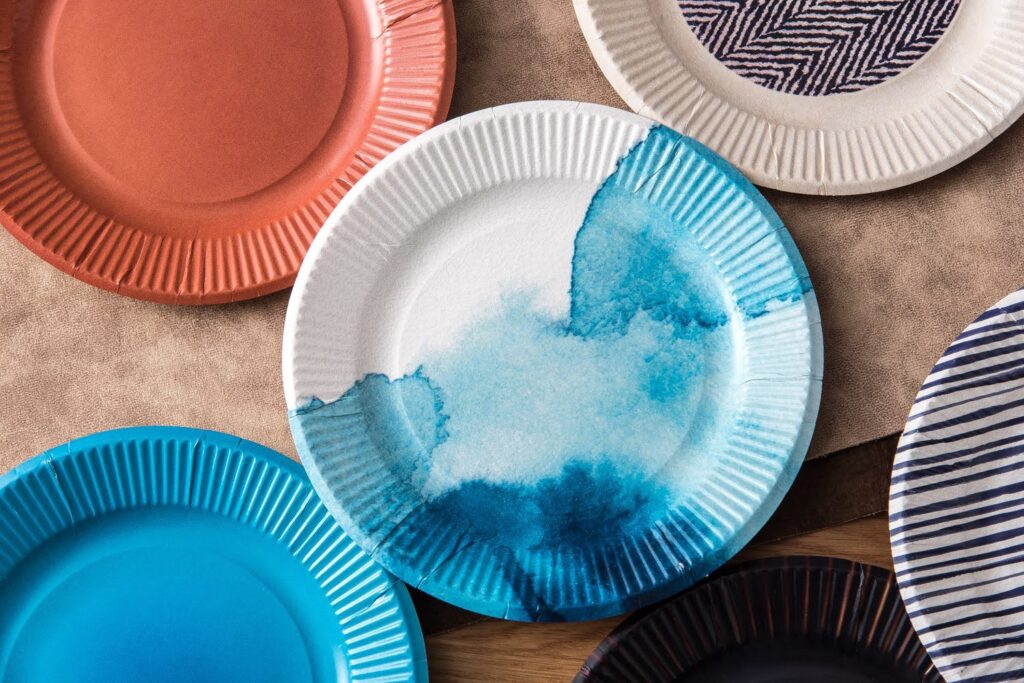 agata kitchen studioさんの料理とマッチする紙皿「Za-ryu」洗練されたデザインで紙皿の概念を覆す！